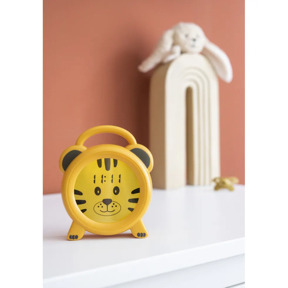 alecto-bc100tiger-slaaptrain-lKFFLDNS-4.webp Discount Alecto BC100TIGER - Slaaptrainer, Nachtlampje En Wekker, Tijger