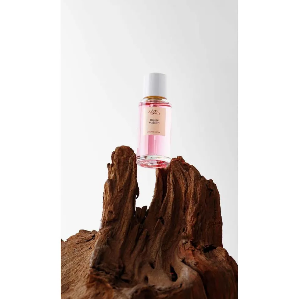 arts-odeurs-rouge-molotov-ext-IgzgAtio-4.webp Outlet Arts & Odeurs Rouge Molotov Extrait De Parfum