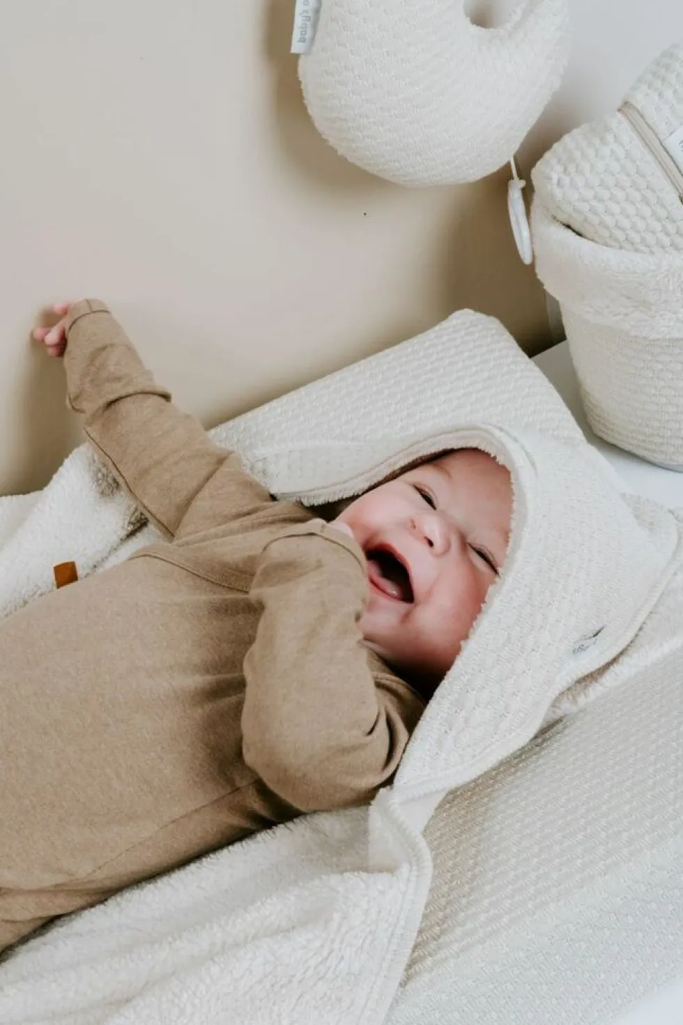 babys-only-omslagdoek-sky-HslmAYGL-1.webp Online Babys Only Baby's Only Omslagdoek Sky