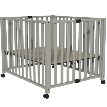 New Bebies First Baby Box Met Wieltjes Sarah