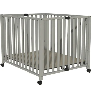 New Bebies First Baby Box Met Wieltjes Sarah