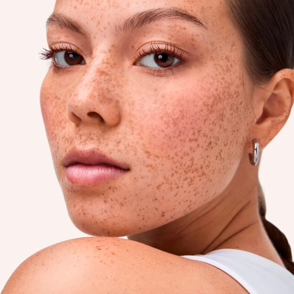 catrice-040-midnight-berry-sof-oaGmcHKp-3.webp Hot Catrice 040 Midnight Berry Soft Glam Baked Blush