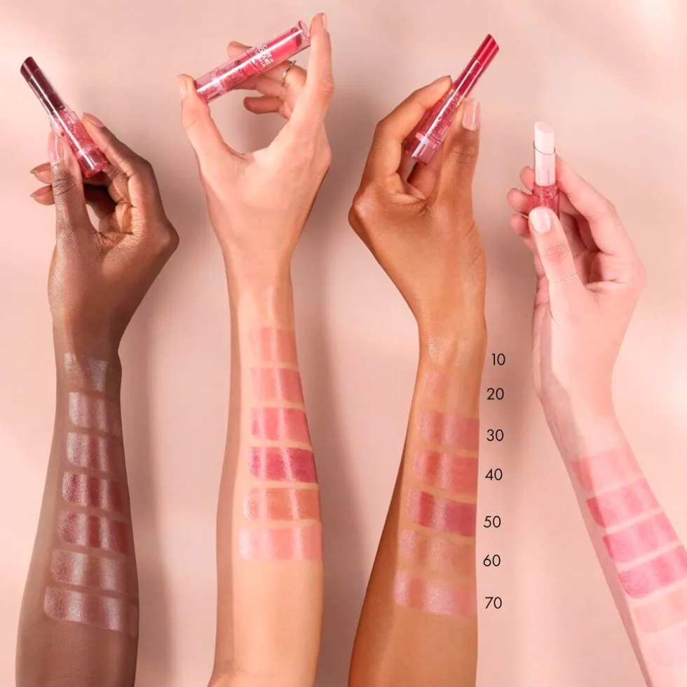 catrice-care-in-colours-030-bu-RlolpLNf-3.webp Outlet Catrice Care In Colours 030 Bubbly Friday Lip Balm