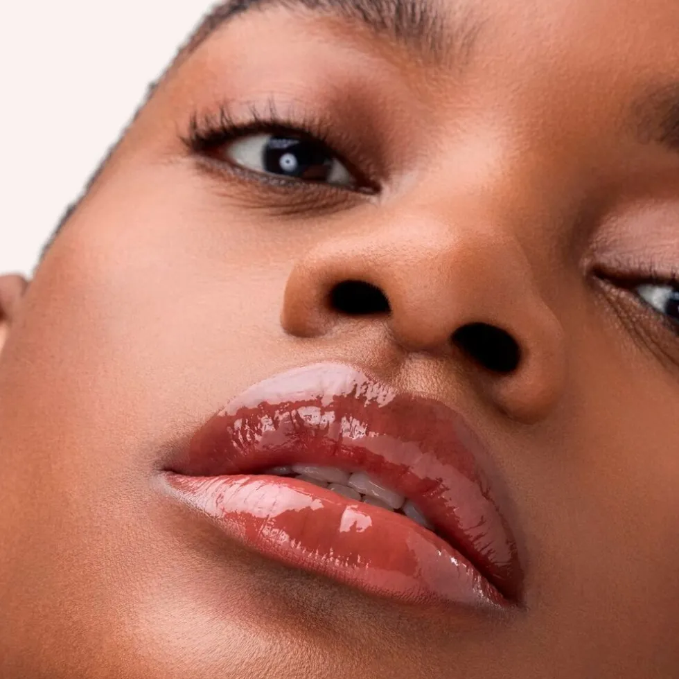 catrice-gloss-obsessed-050-the-ixpwrbcy-5.webp Hot Catrice Gloss Obsessed 050 The Glossfather Lip Glaze