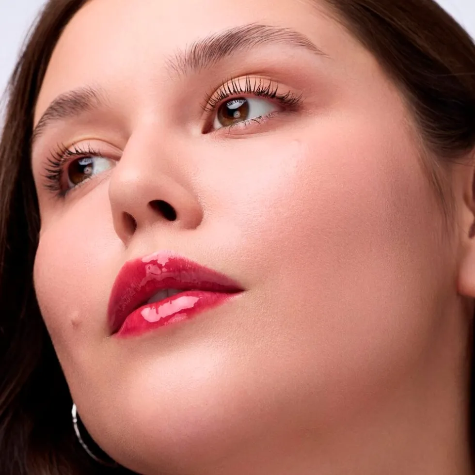 catrice-glossin-glow-070-make-cOfgxNgM-4.webp Clearance Catrice Glossin' Glow 070 Make A Move Tinted Lip Oil