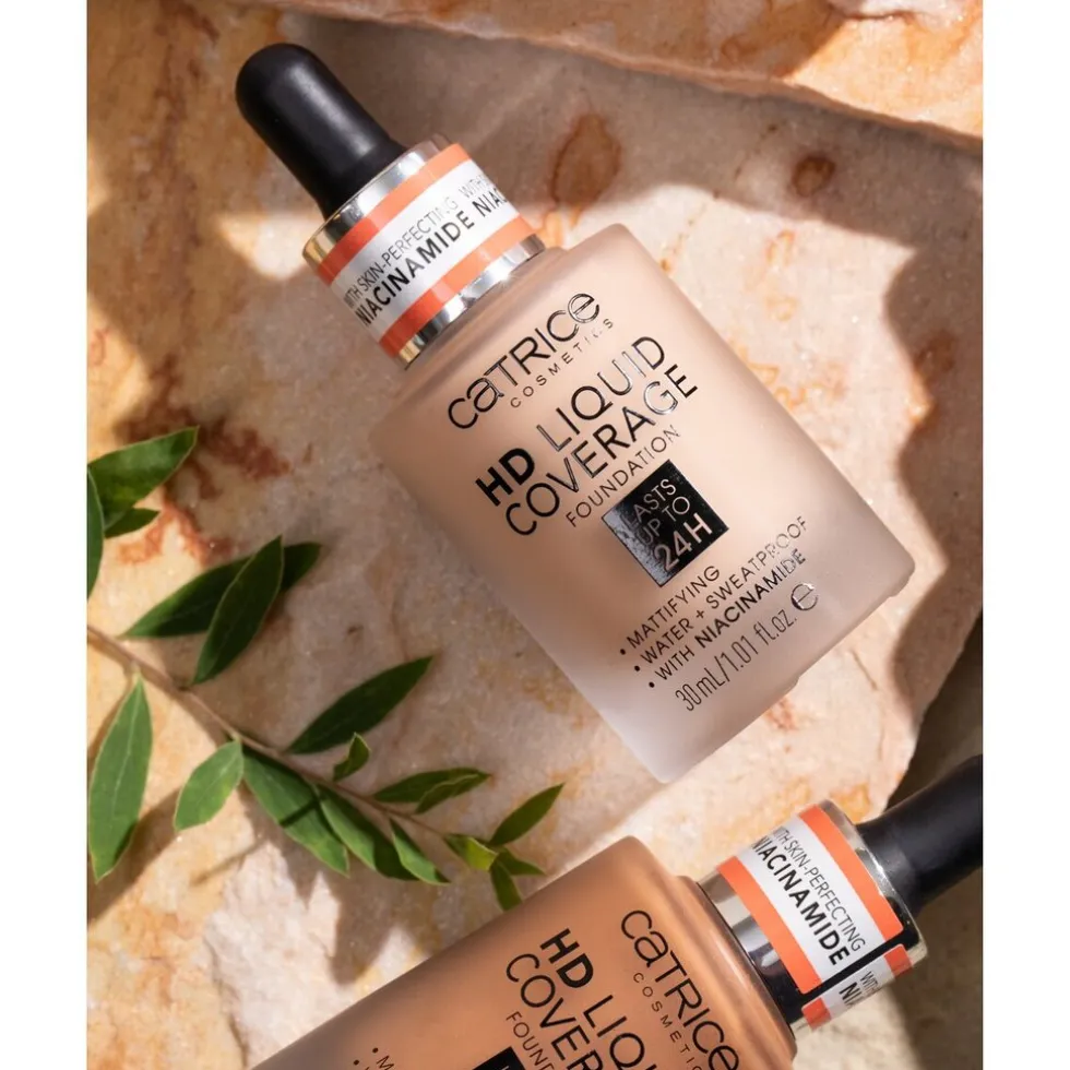 catrice-hd-040-warm-beige-liqu-XxnvDXCY-4.webp New Catrice HD 040 Warm Beige Liquid Coverage Foundation