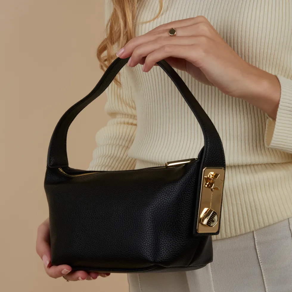 chiara-ferragni-eye-star-75sb4-hlFOglJm-1.webp Fashion Chiara Ferragni Eye Star 75SB4BE4-ZS529-899 Handtas