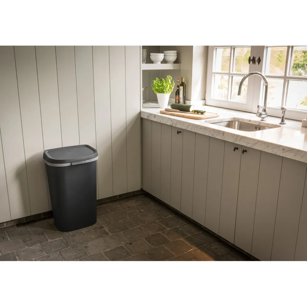 curver-mistral-flat-prullenbak-JDDWEjPu-4.webp Clearance Curver Mistral Flat Prullenbak 50L