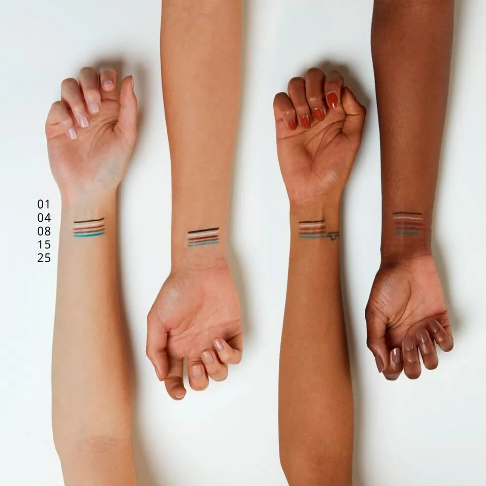 essence-04-white-kajal-pencil-KSQYWcav-2.webp Hot Essence 04 White Kajal Pencil