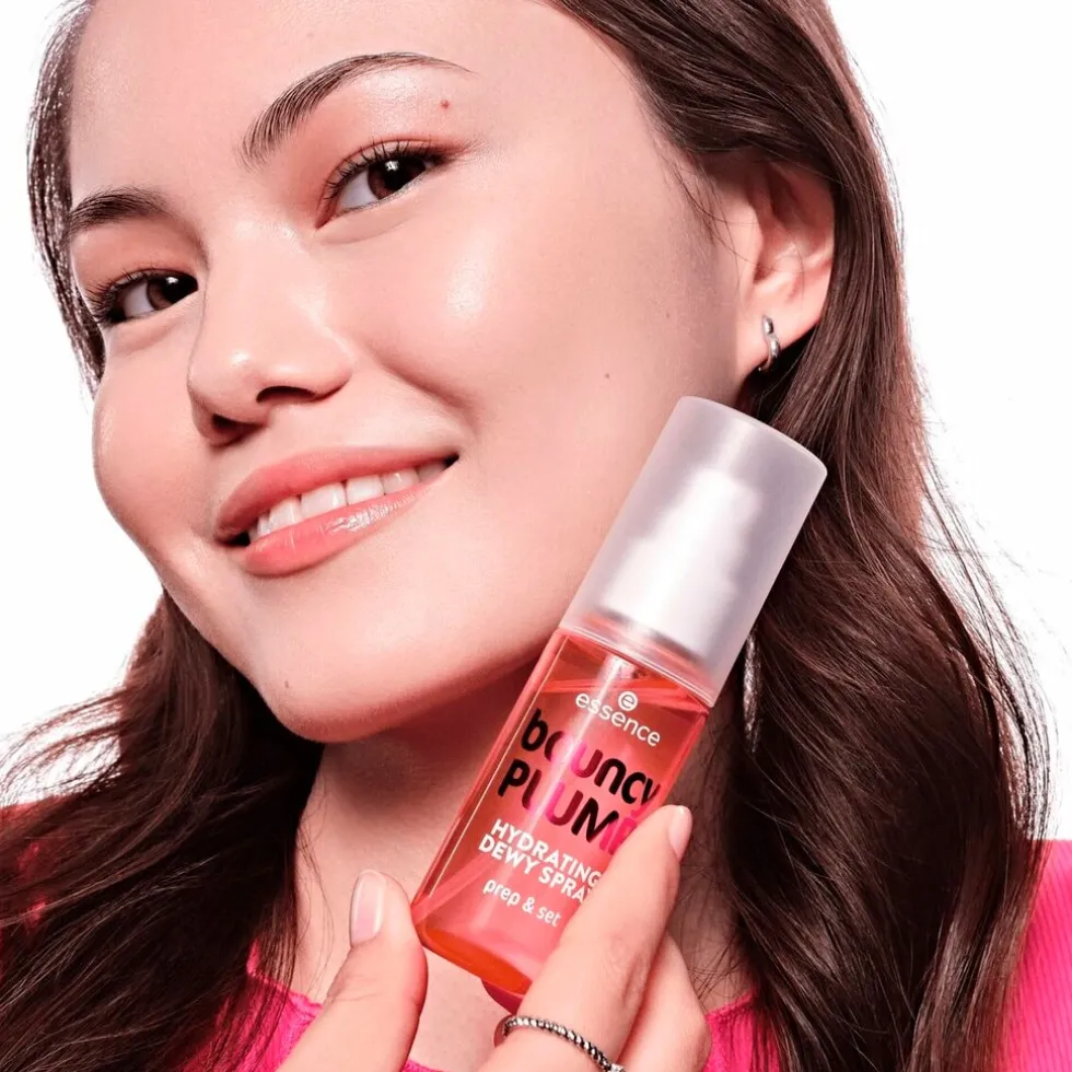 essence-bouncy-plump-10-hydrat-HjbFqAfL-4.webp Fashion Essence Bouncy Plump 10 Hydrating Dewy Spray