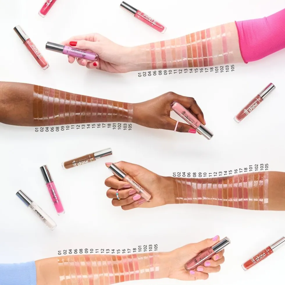 essence-extreme-shine-17-volum-iwsytuiE-4.webp New Essence Extreme Shine 17 Volume Lipgloss