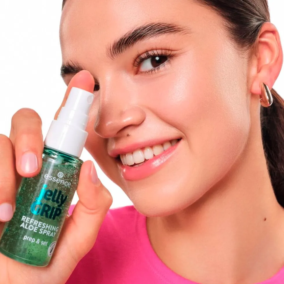 essence-jelly-grip-refreshing-nCaufPQr-4.webp Online Essence Jelly Grip Refreshing Aloe Spray