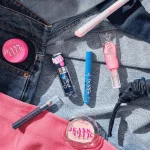 essence-the-jeans-club-lip-ch-OLlfFyHY-0.webp
