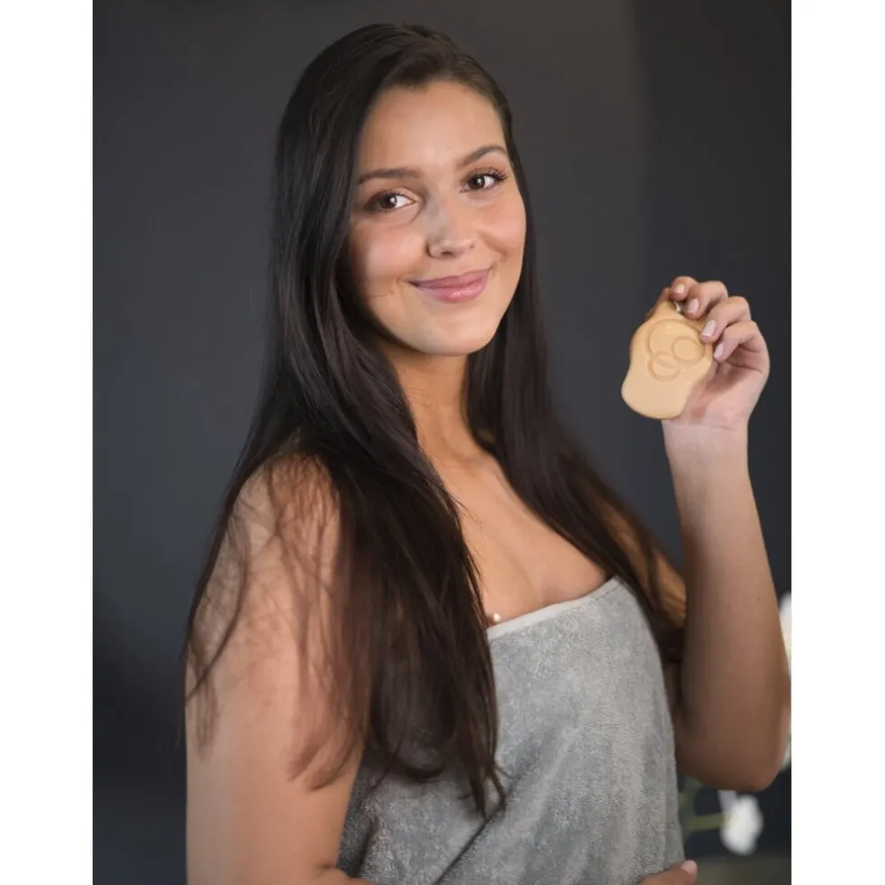 foamie-shake-your-coconuts-sha-nnXYbUKU-2.webp Fashion Foamie Shake Your Coconuts Shampoo Bar