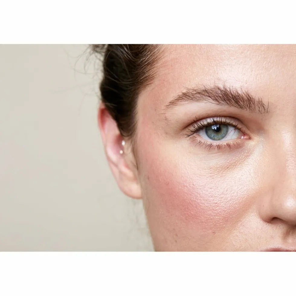 kruidvat-made-to-stay-030-warm-VkUifqYj-4.webp New Kruidvat Made To Stay 030 Warm Brown Fixing Eyebrow Gel