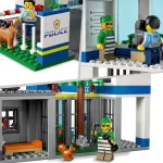 lego-city-60316-politiebureau-ZreGNqnK-0.webp