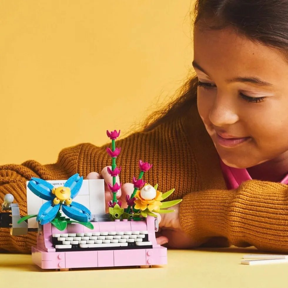 lego-creator-31169-typemachine-VbjIdwuP-4.webp Fashion LEGO Creator 31169 Typemachine Met Bloemen