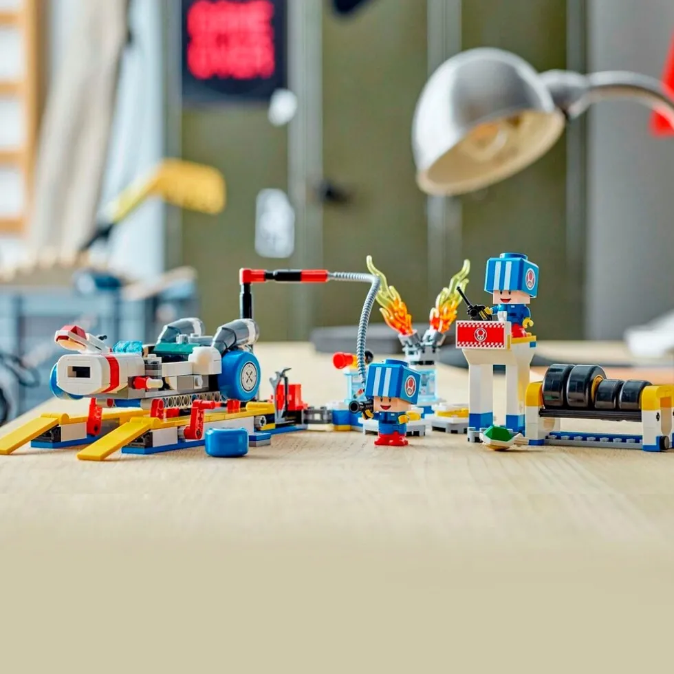 lego-super-mario-72035-mario-k-RXGzvnFo-4.webp New LEGO Super Mario 72035 Mario Kart – Toads Garage