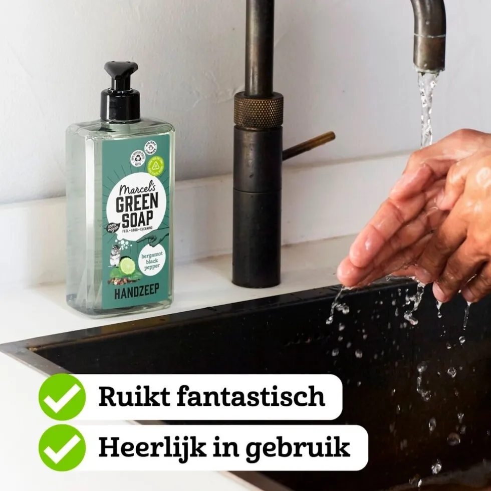 marcels-green-soap-bergamot-b-xkvoPuoE-3.webp Hot Marcel's Green Soap Bergamot & Black Pepper Handzeep