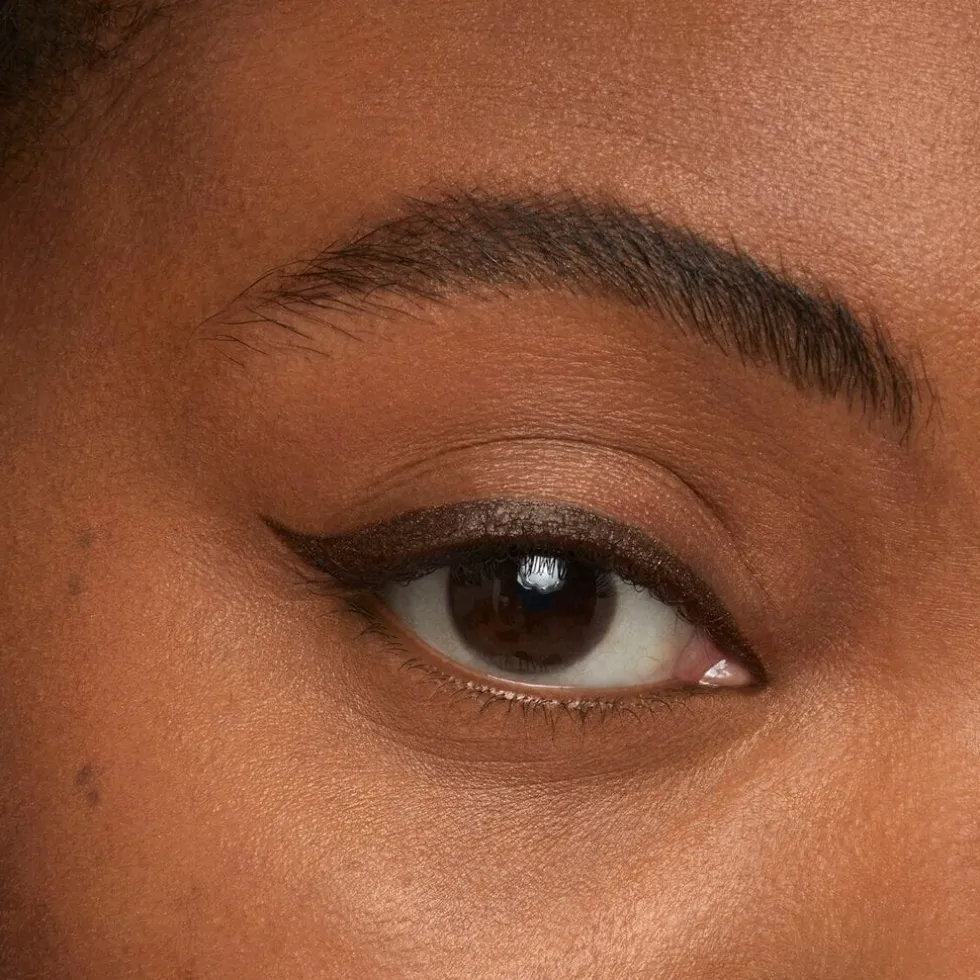 maybelline-new-york-lasting-dr-DUeSKjNU-3.webp Fashion Maybelline New York Lasting Drama Automatic Brown Gel Eyeliner