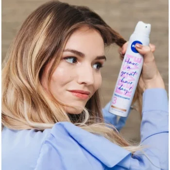 Hot Nivea Fresh Revive 3-in-1 Droogshampoo Voor Donkerblond Haar
