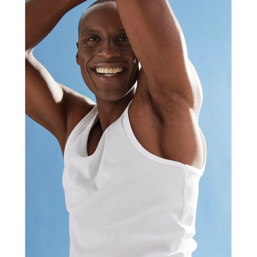 nivea-men-black-white-invisib-vZWVLtaM-3.webp Outlet Nivea Men Black & White Invisible Ultimate Impact Antitranspirant Roller