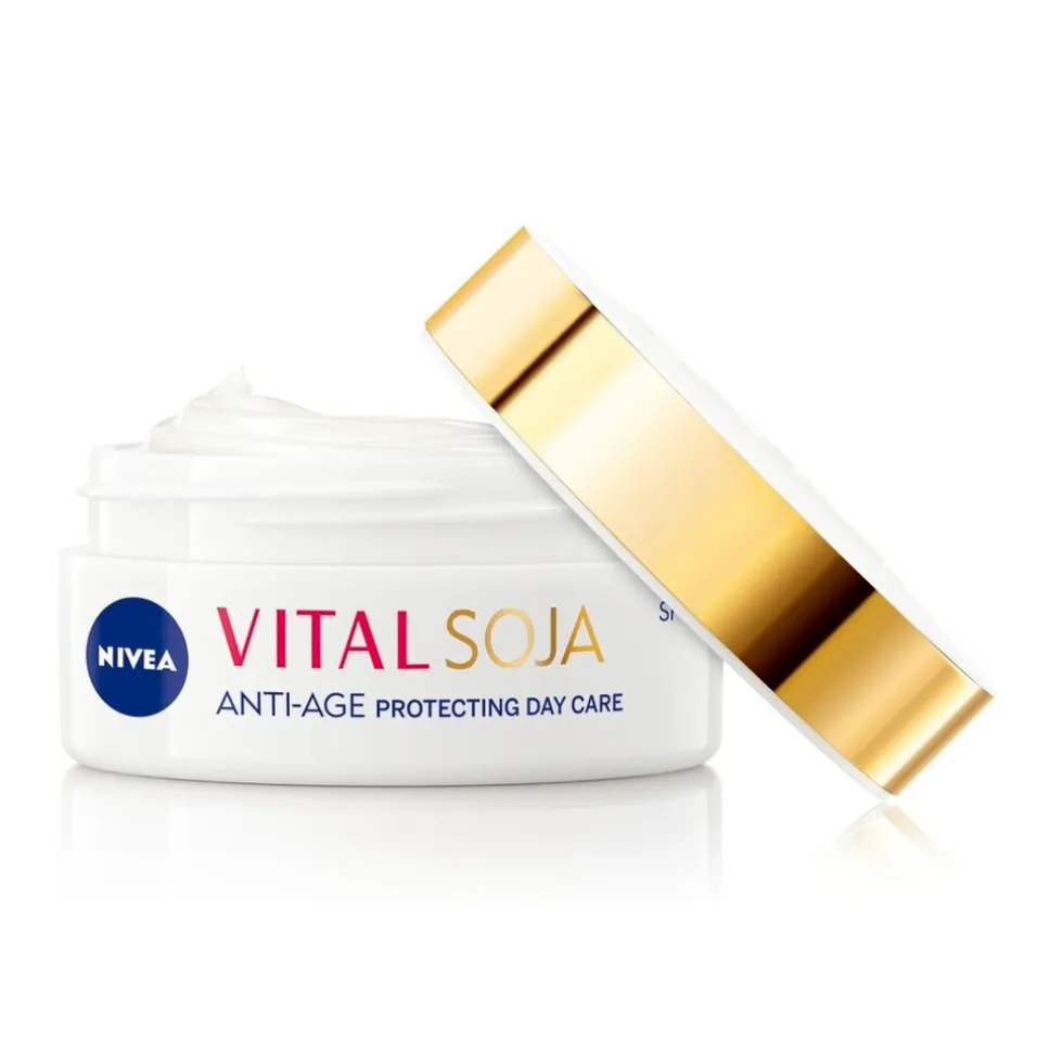nivea-vital-soja-spf30-anti-ag-cKhRsxyt-1.webp Outlet Nivea Skincare NIVEA Vital Soja SPF30 Anti-Age Verstevigende Dagcrème