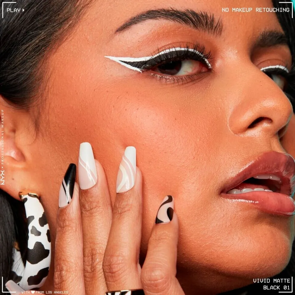 nyx-professional-makeup-01-bla-CSqzTpJW-4.webp Best NYX Professional Makeup 01 Black Vivid Matte Liquid Liner