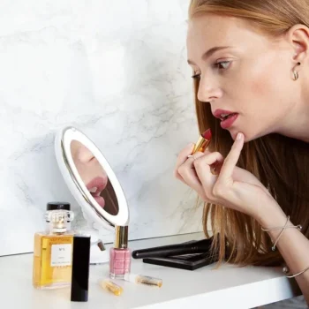 Sale UNIQ Ronde Spiegel Met Led Licht En Zuignap X10 Vergrotende Spiegel