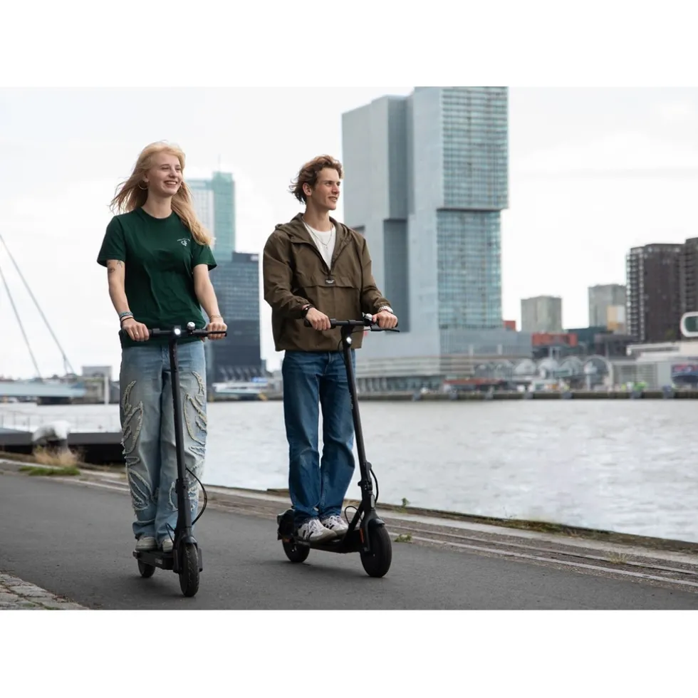 virtufit-cityline-s100i-e-step-IvUJeQGg-2.webp Best VirtuFit Cityline S100i E-Step Elektrische Step