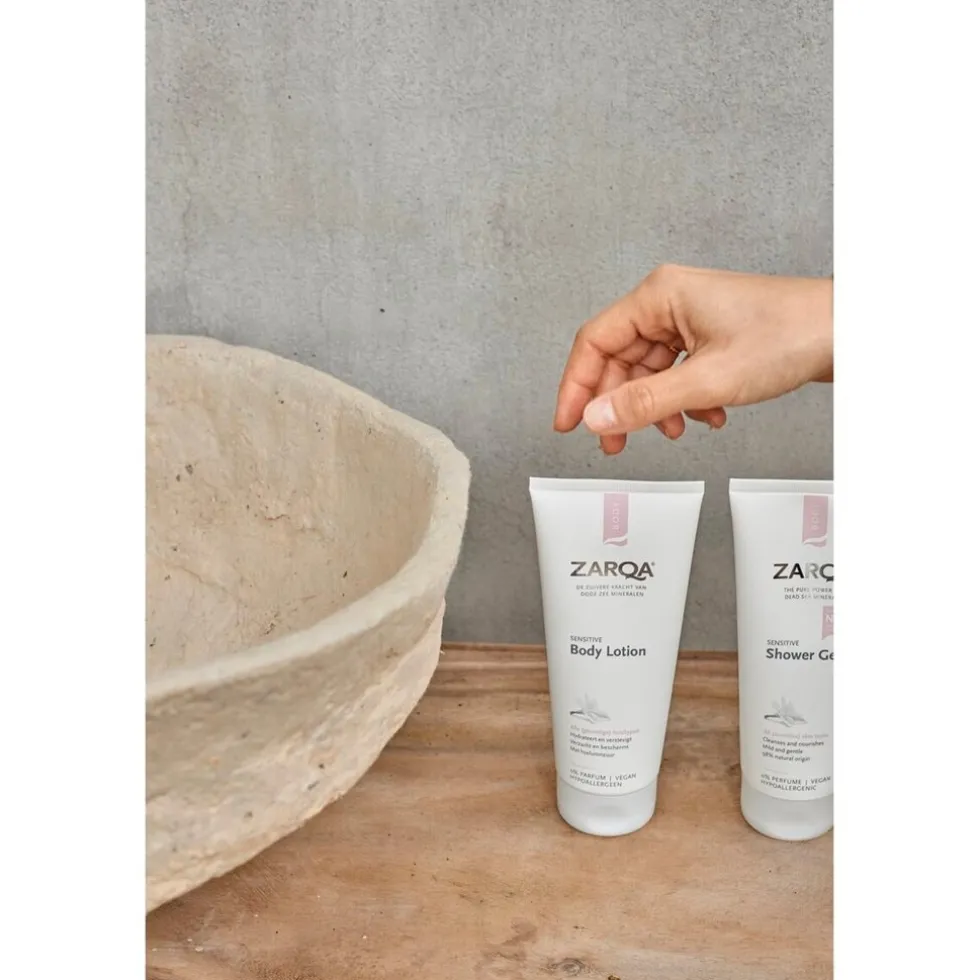 zarqa-sensitive-bodylotion-PmNCSuhg-4.webp Clearance Zarqa Sensitive Bodylotion